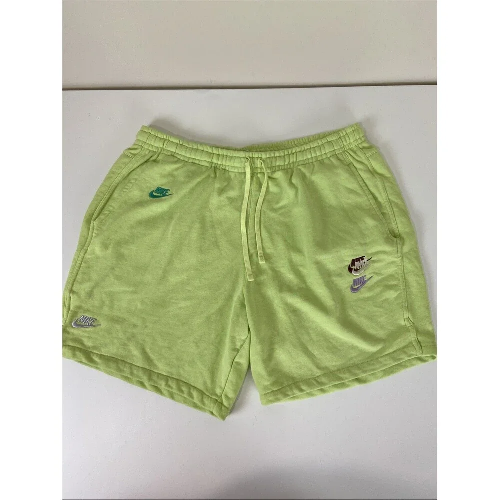 Nike NSW Sportswear Essentials+ French Terry shorts embroidered Neon Green XXL